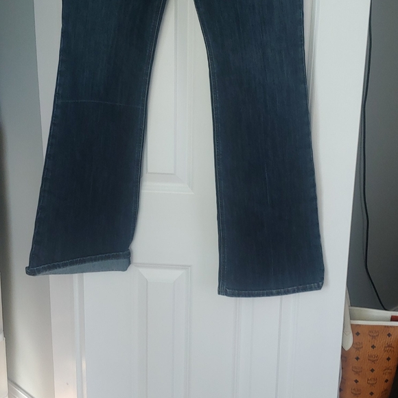 Jeans - Picture 2 of 4